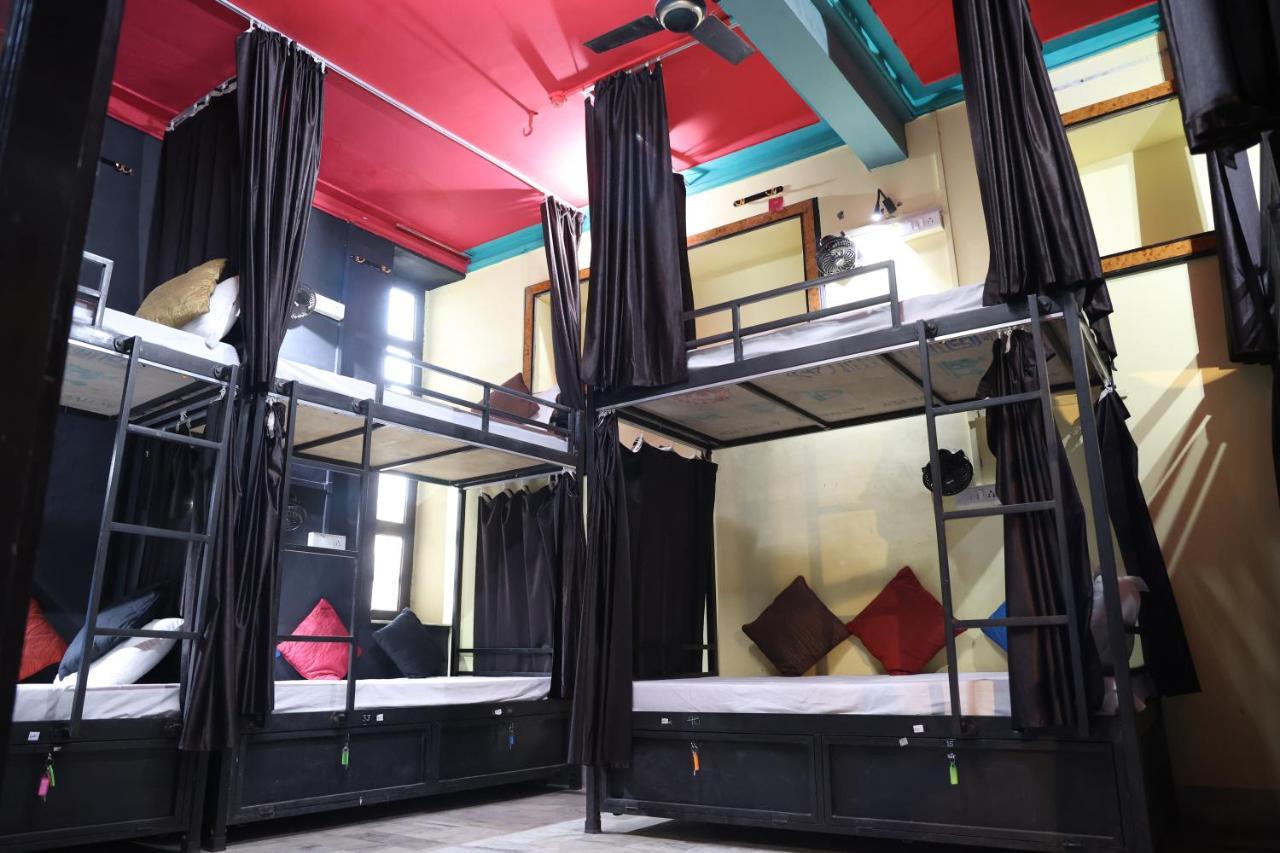 بيت شباب Santkripa Backpackers 400 Mtr From Railway Station جودبور المظهر الخارجي الصورة