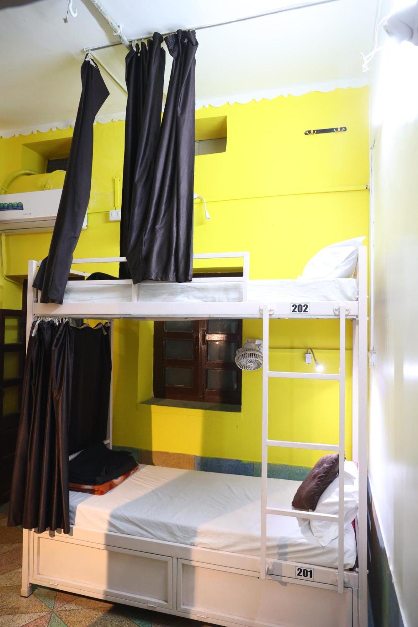 بيت شباب Santkripa Backpackers 400 Mtr From Railway Station جودبور المظهر الخارجي الصورة