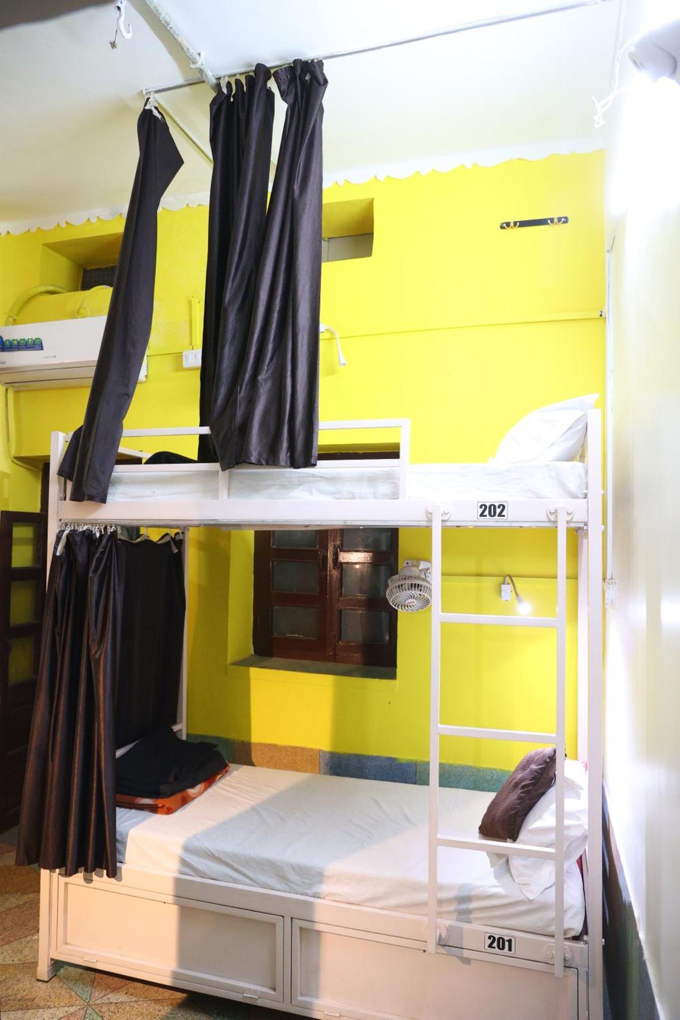 بيت شباب Santkripa Backpackers 400 Mtr From Railway Station جودبور المظهر الخارجي الصورة